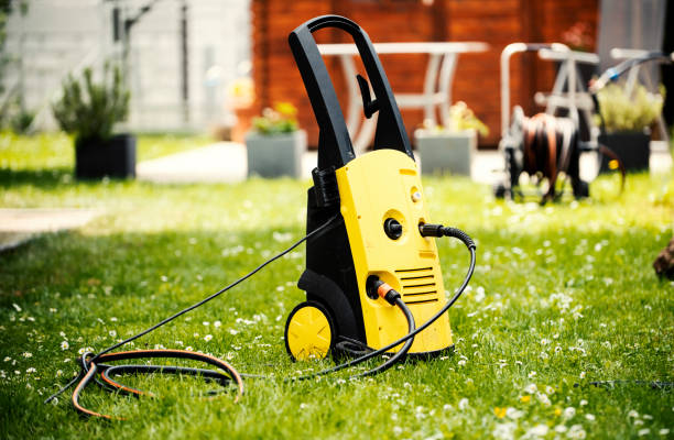 Best Gutter Cleaning  in Eagle Lake, FL